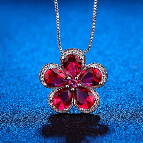 Red crystal flower set earrings and necklace are inlaid with rhinestones