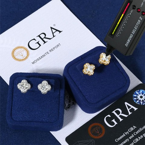 Lucky Clover Moissanite Earrings