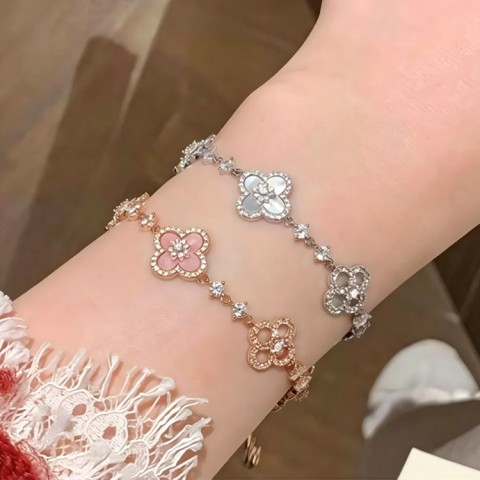 Swerte four-leaf clover Bracelet