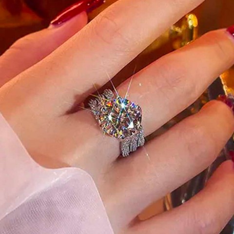 5 carat moissanite ring