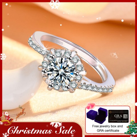 Adjustable moissanite ring