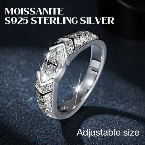 Eye of Horus Moissanite Ring