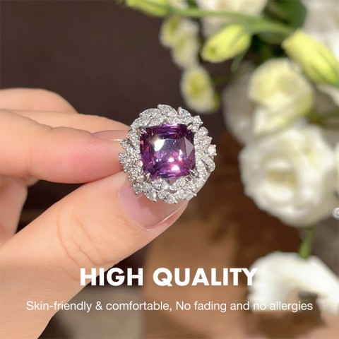 Violet diamond ring