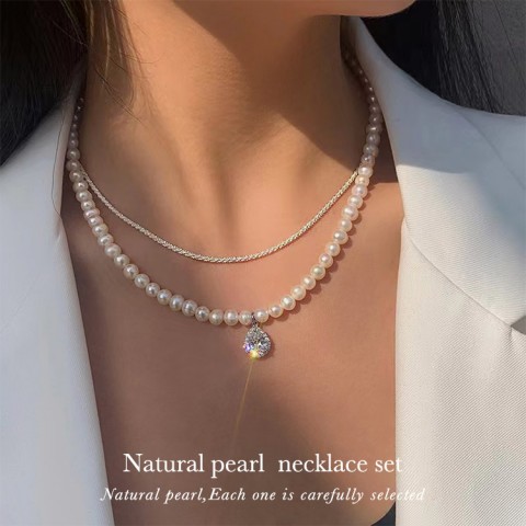 High Quality Natural Pearl Clavicle Necklace