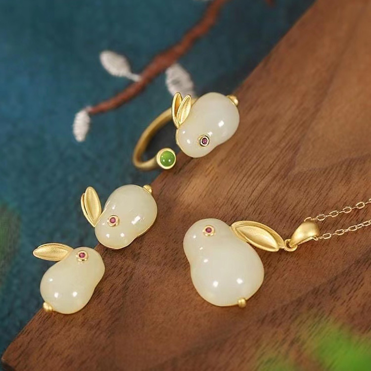 Rabbit He Tian jade lucky jewelry set